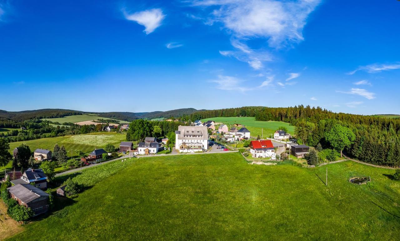 Wohlfuehlherberge Weitblick Hotel Erlbach  Kültér fotó